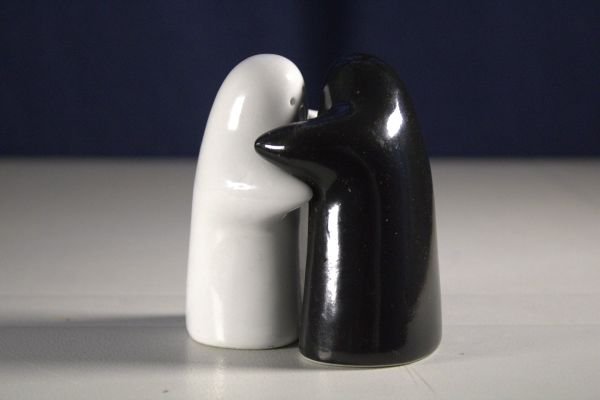Hugging Ghost - Salt and Pepper Hugging Ghost Salt & Pepper Shaker Set