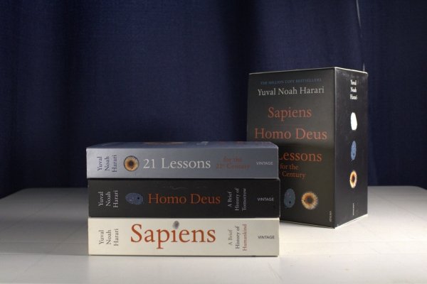 Yuval Noah Harari Three-Book Box Set